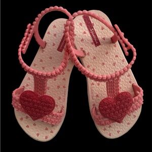 Ipanema slippers for toddlers